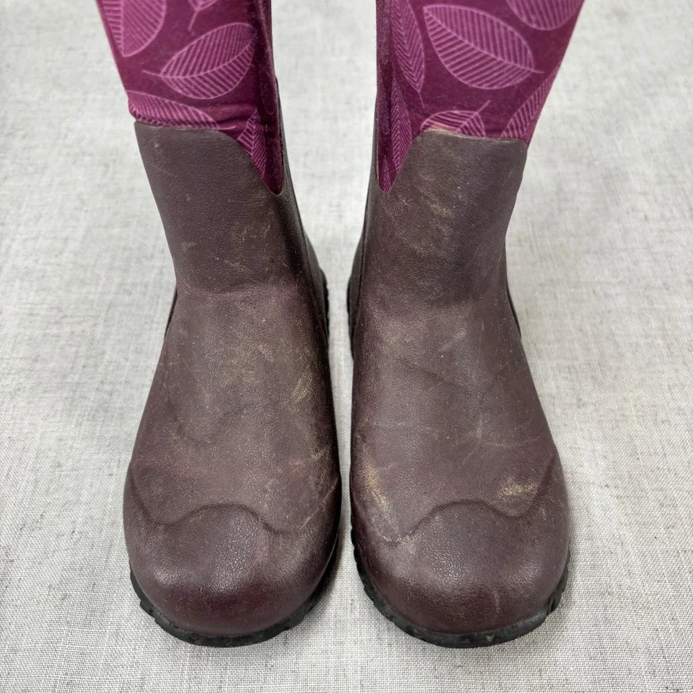 Bogs Kids Rain Boots Purple Leaf Print Burgundy Waterproof Insulated Size 12